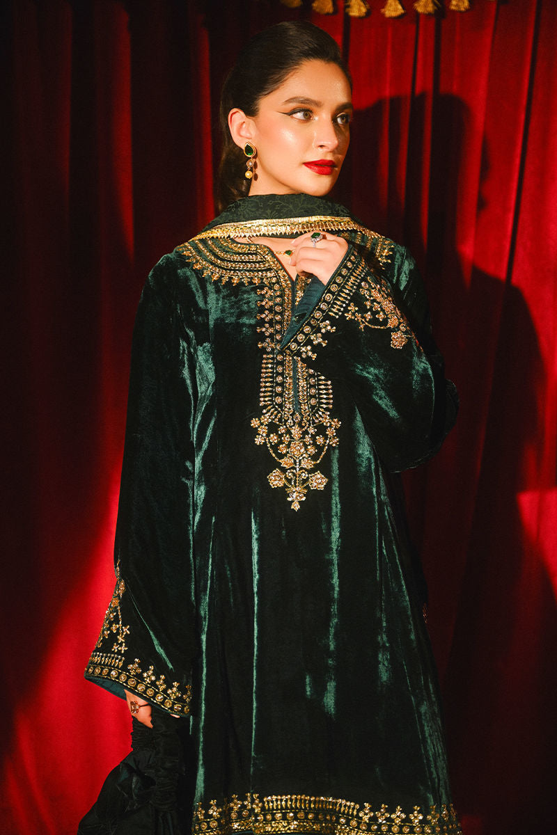 Ansab Jahangir | So Hot Luxury Velvets | Taliah - Official Ansab Jahangir stockist in UK - Sakeena London