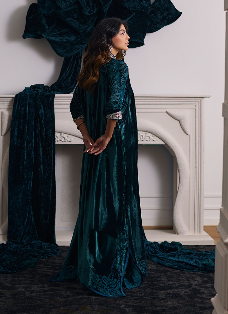 Farah Talib Aziz | Velvets The After Party | ALITA EMERALD KAFTAN - Official Farah Talib Aziz stockist in UK - Sakeena London