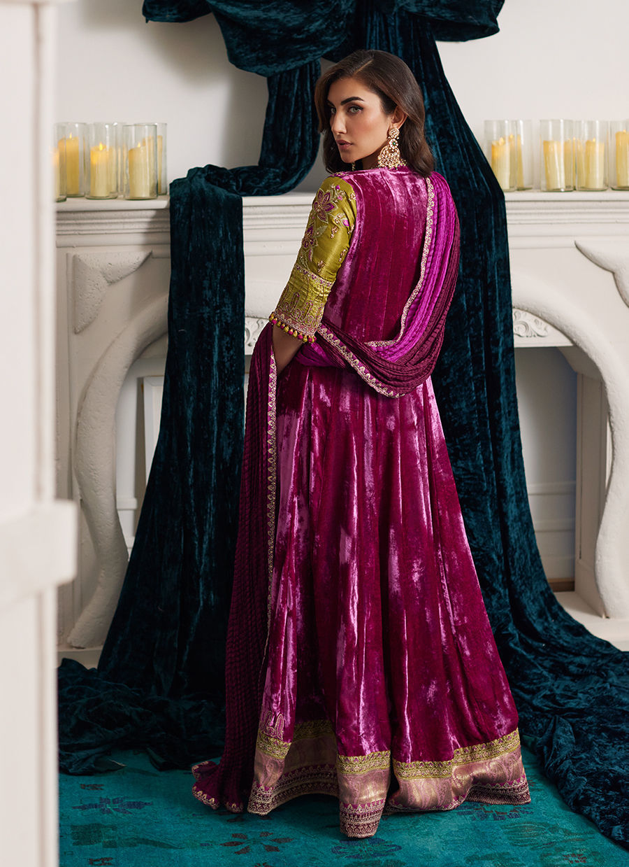 Farah Talib Aziz | Velvets The After Party | WYNN ANGRAKHA AND DUPATTA - Official Farah Talib Aziz stockist in UK - Sakeena London