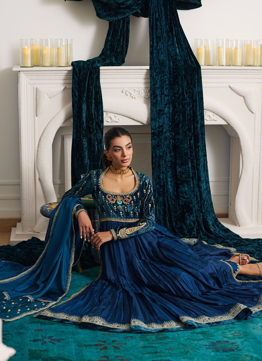 Farah Talib Aziz | Velvets The After Party | SYLVIA KALIDAAR AND DUPATTA - Official Farah Talib Aziz stockist in UK - Sakeena London