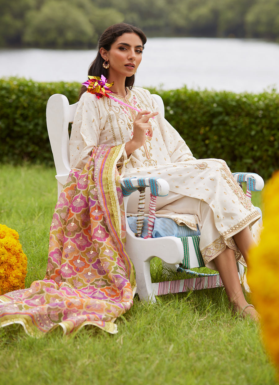 Farah Talib Aziz | Mayna Festive Luxe Pret | Ember Ivory Kurta And Dupatta - Official Farah Talib Aziz stockist in UK - Sakeena London