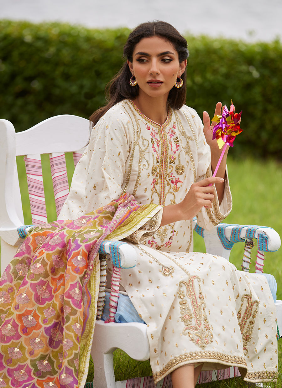 Farah Talib Aziz | Mayna Festive Luxe Pret | Ember Ivory Kurta And Dupatta - Official Farah Talib Aziz stockist in UK - Sakeena London