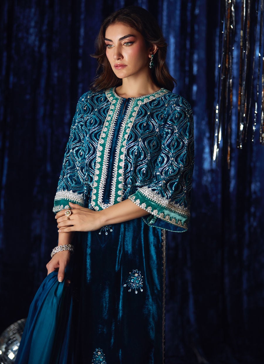 Farah Talib Aziz | Velvet Fete 4 | Teen Teal Shirt And Dupatta - Official Farah Talib Aziz stockist in UK - Sakeena London