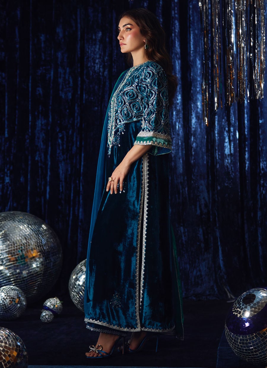 Farah Talib Aziz | Velvet Fete 4 | Teen Teal Shirt And Dupatta - Official Farah Talib Aziz stockist in UK - Sakeena London