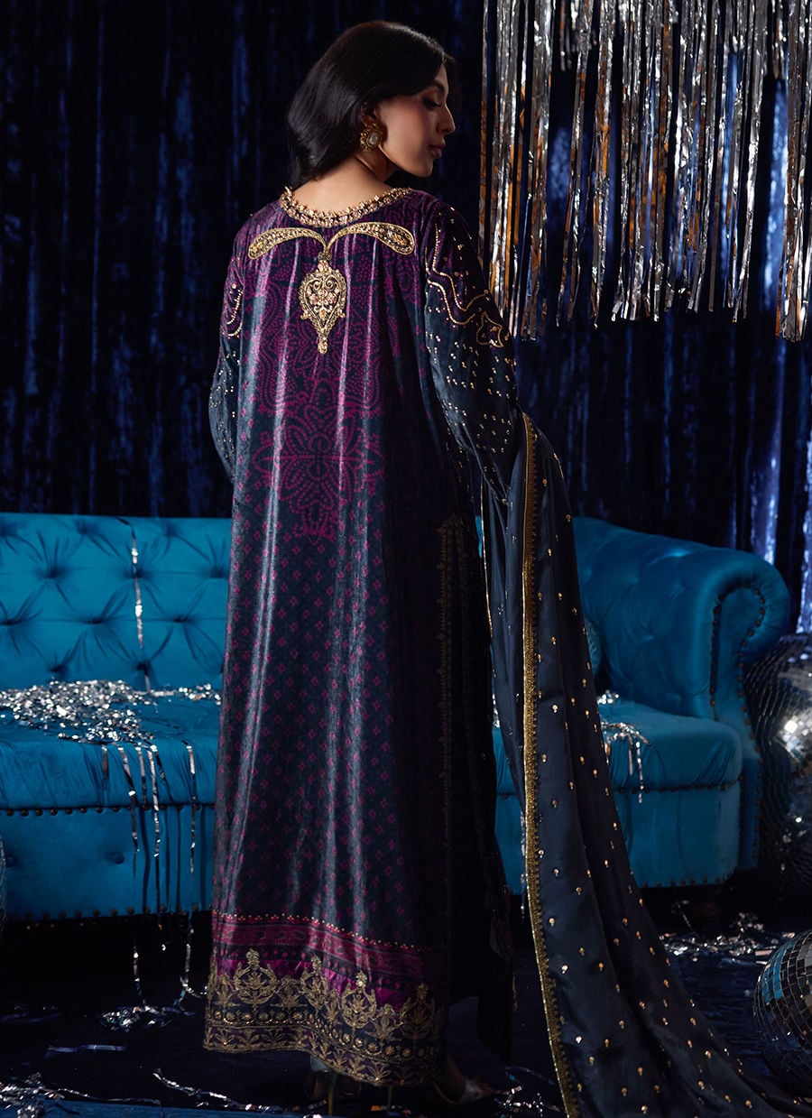 Farah Talib Aziz | Velvet Fete 4 | Reeya Velvet Shirt And Dupatta - Official Farah Talib Aziz stockist in UK - Sakeena London