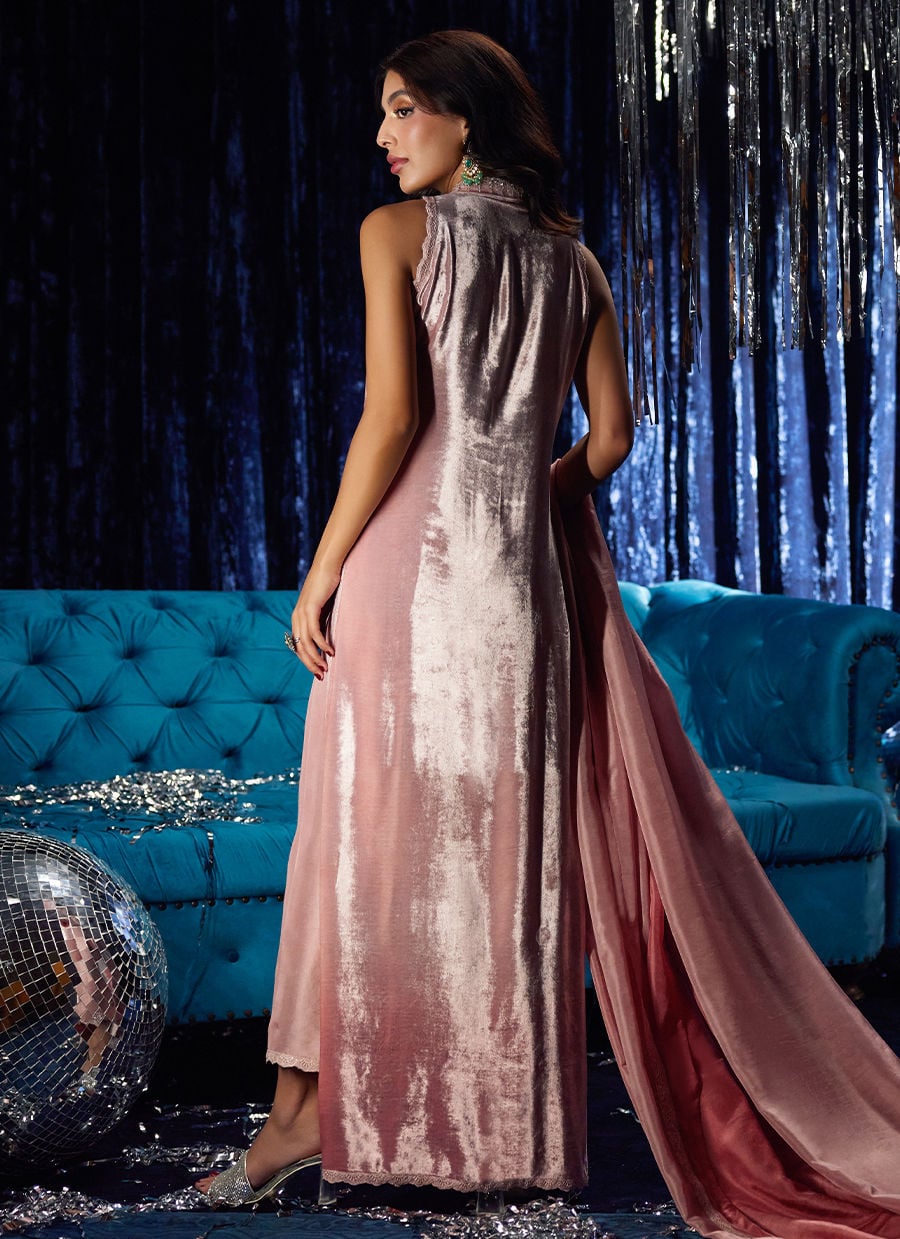 Farah Talib Aziz | Velvet Fete 4 | Calista Misty Rose Shirt And Dupatta - Official Farah Talib Aziz stockist in UK - Sakeena London