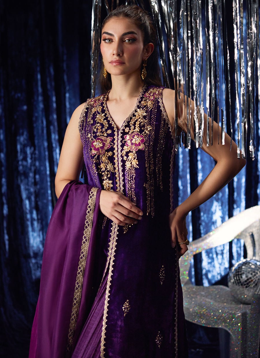 Farah Talib Aziz | Velvet Fete 4 | Amima Aubergine Shirt And Dupatta - Official Farah Talib Aziz stockist in UK - Sakeena London
