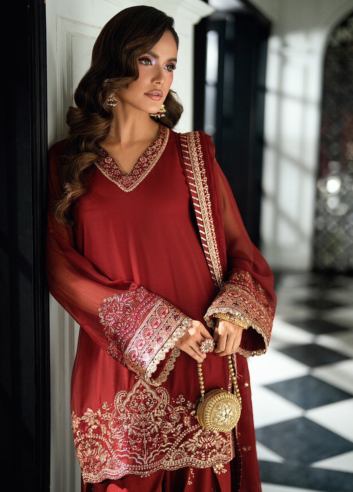 Sahane | Maison D'or Collection | CT 27009 Rue
