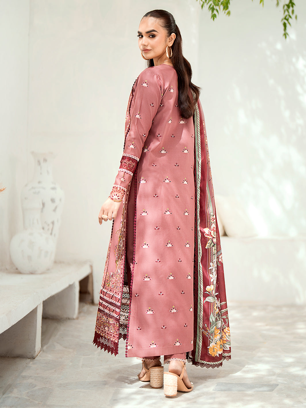 Bin Ilyas | Riwaayst Spring Summer 24 | 305-A - Official Bin Ilyas stockist in UK - Sakeena London
