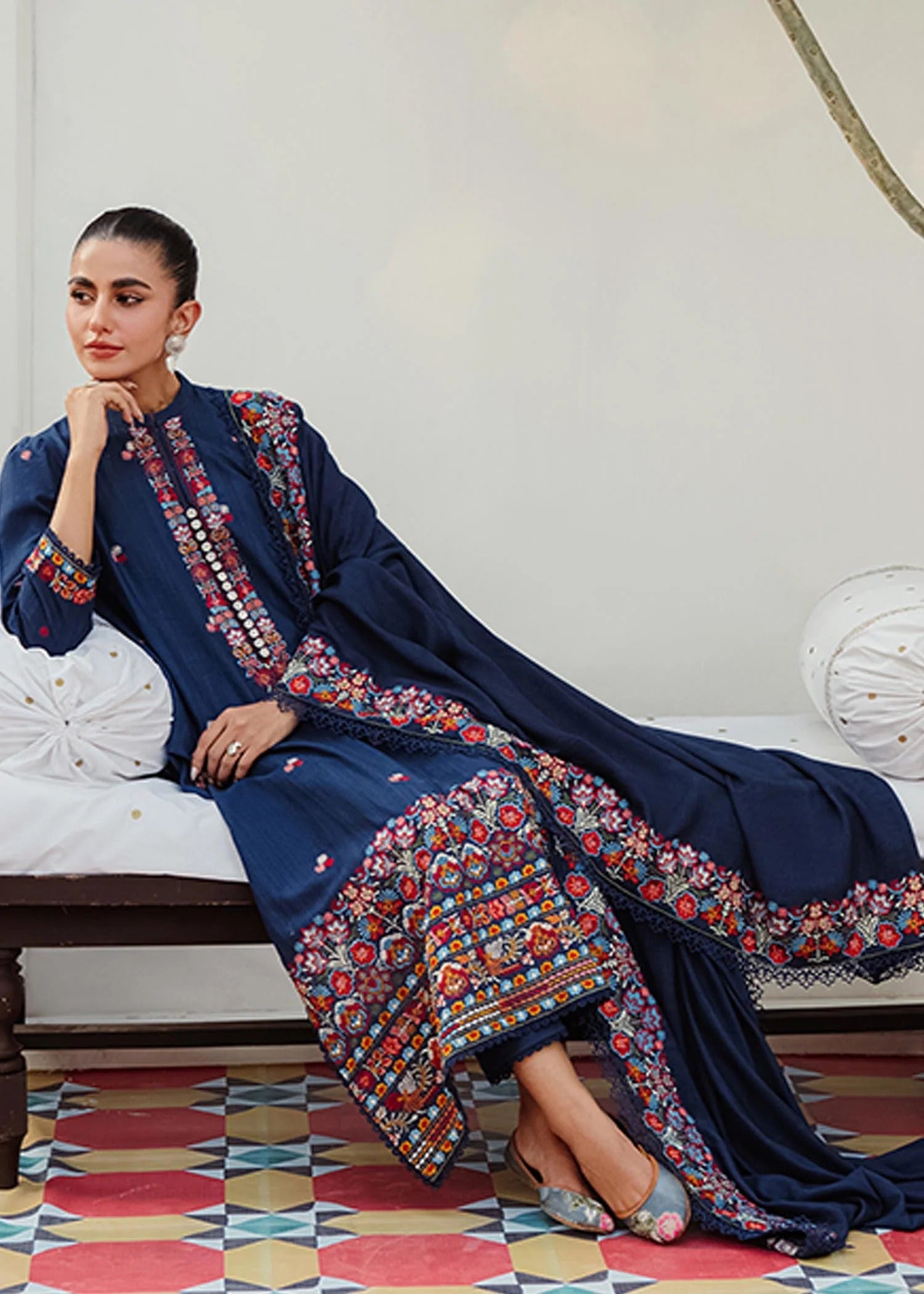 Winter Collection - Cross Stitch - Khaddar/Linen 23 - Twilight Glare 08