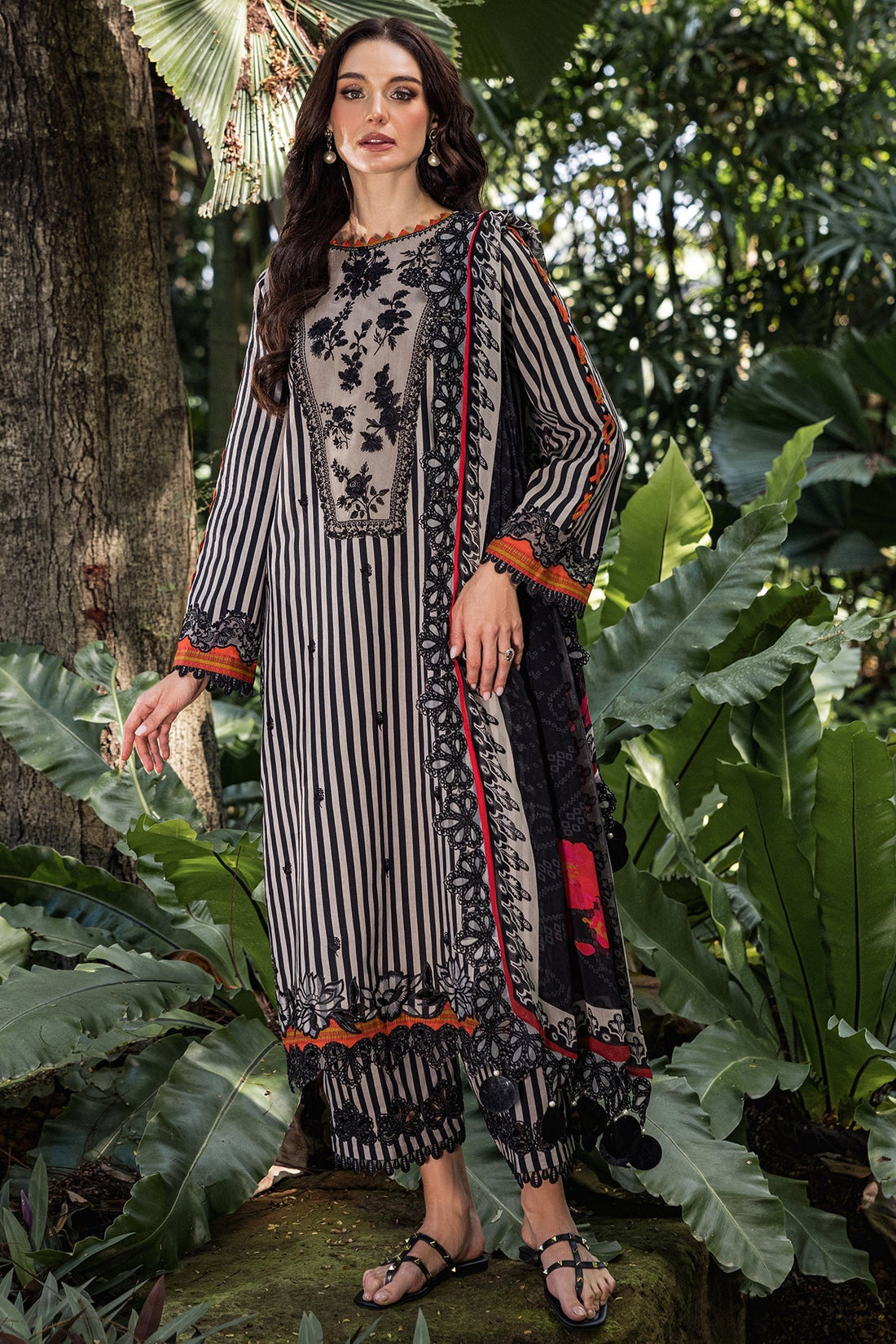 Charizma | Naranji Lawn | CN5-03 - Official Charizma stockist in UK - Sakeena London
