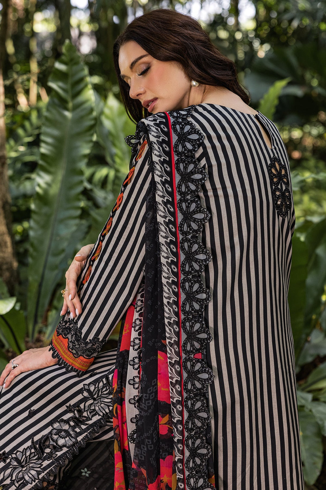 Charizma | Naranji Lawn | CN5-03 - Official Charizma stockist in UK - Sakeena London