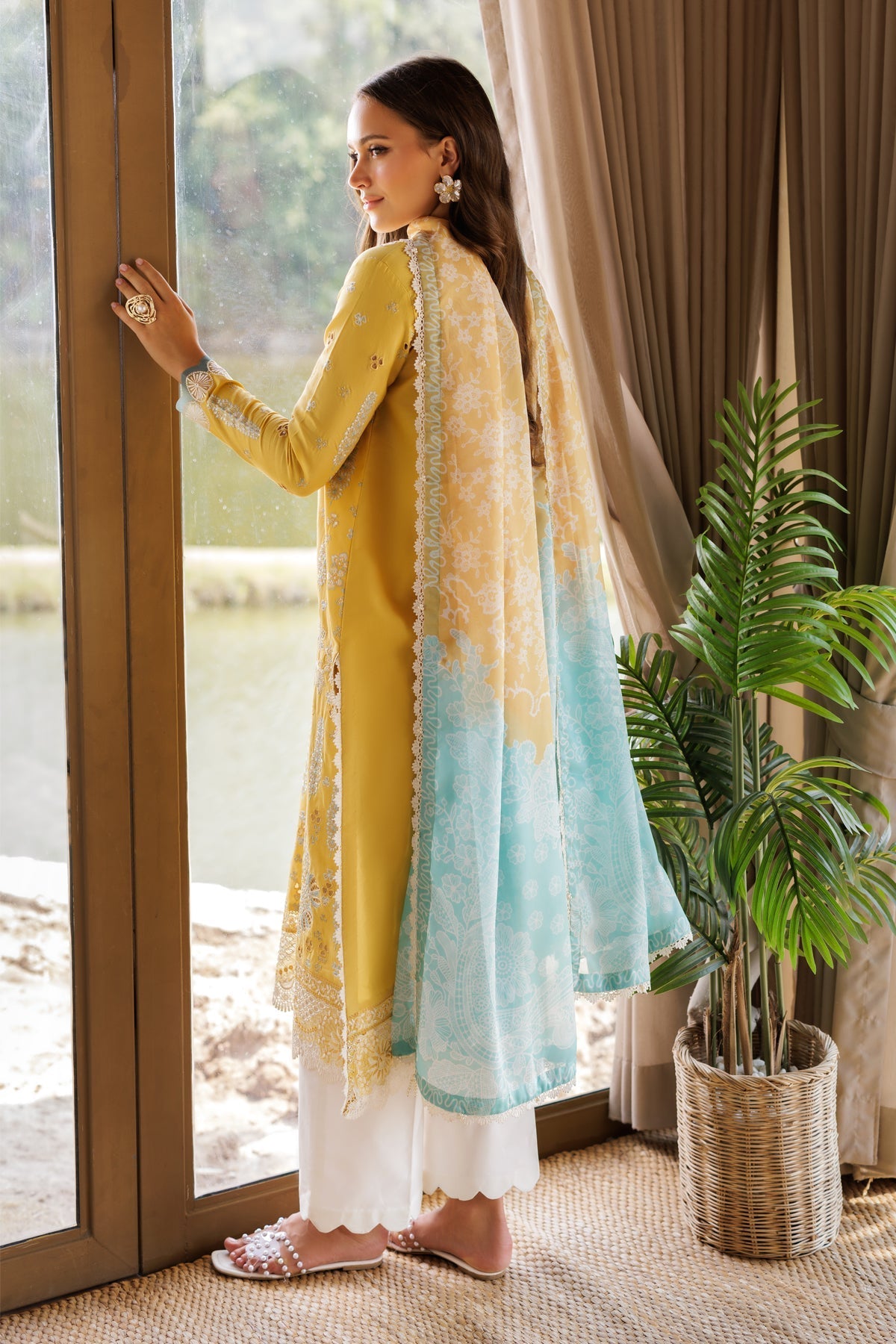 Xenia Formals | Luxury Lawn 25 | SINSEAD - Official Xenia Formals stockist in UK - Sakeena London