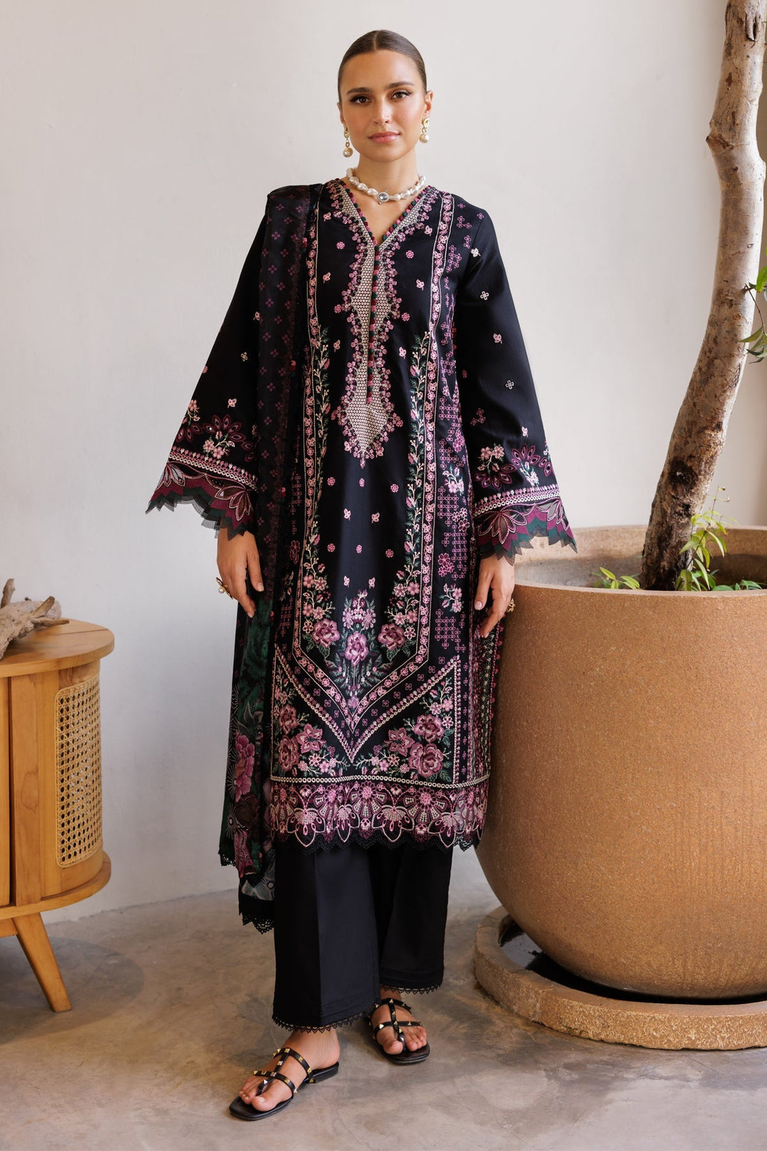 Xenia Formals | Luxury Lawn 25 | ZITA - Official Xenia Formals stockist in UK - Sakeena London