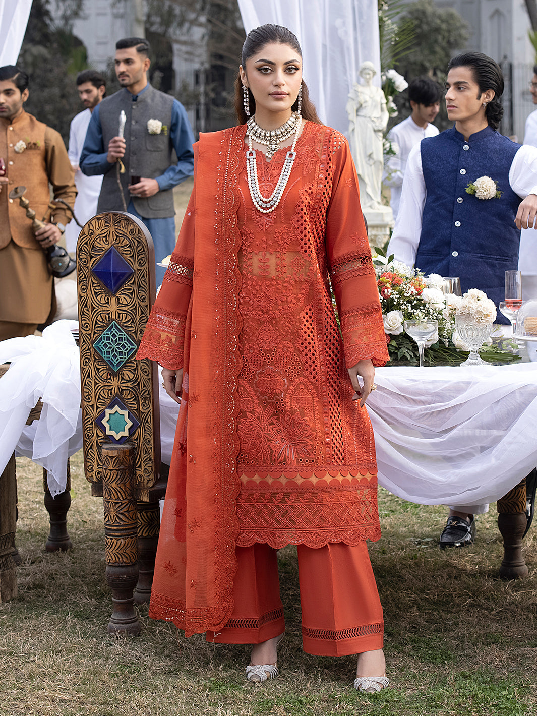 Mahnur | Mahrukh Luxury Lawn 24 | IRIS - Official Mahnur stockist in UK - Sakeena London