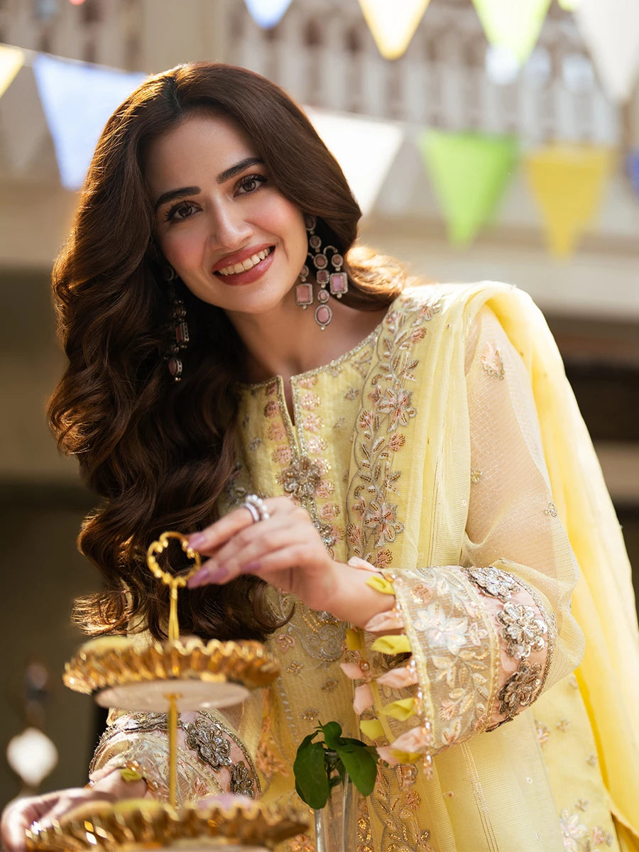 Salitex | Shehnai Festive | NO030 - Official Salitex stockist in UK - Sakeena London