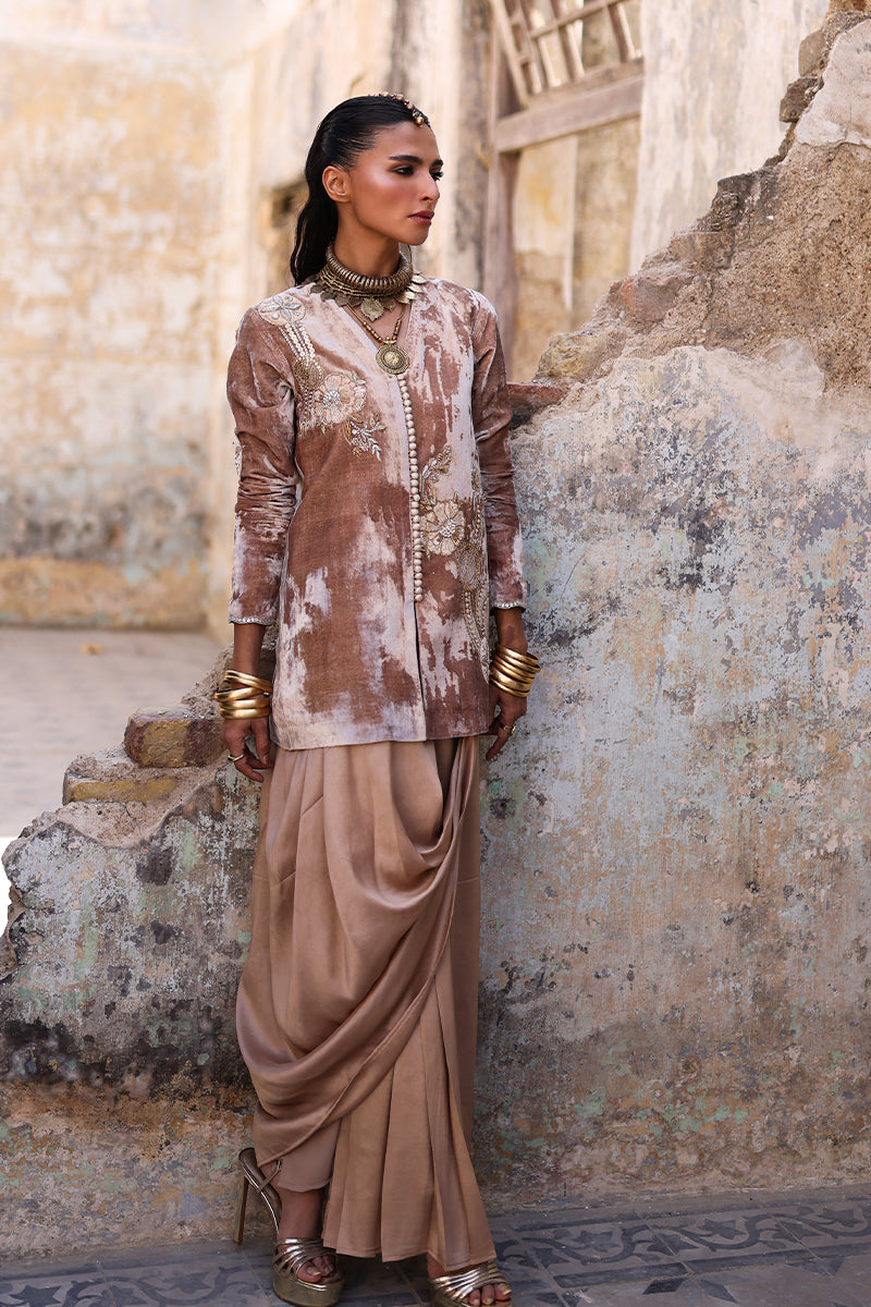 Wardha Saleem | Pure Velvet 25 | Nuha - Official Wardha Saleem stockist in UK - Sakeena London