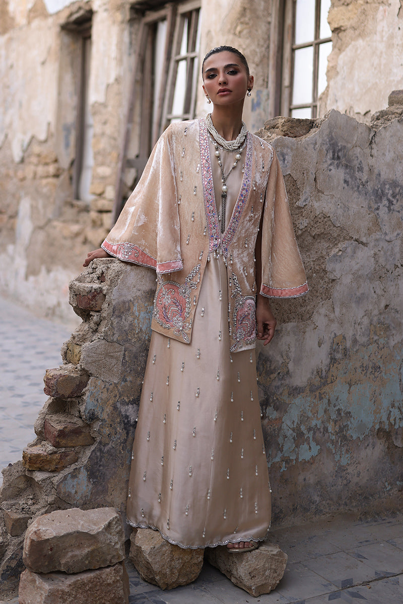 Wardha Saleem | Pure Velvet 25 | Arya - Official Wardha Saleem stockist in UK - Sakeena London