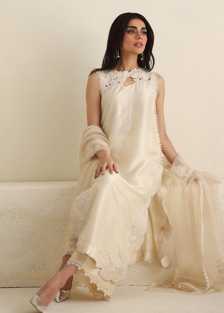 Umsha | Luxury Pret | IVORY LOVE - Official Umsha stockist in UK - Sakeena London
