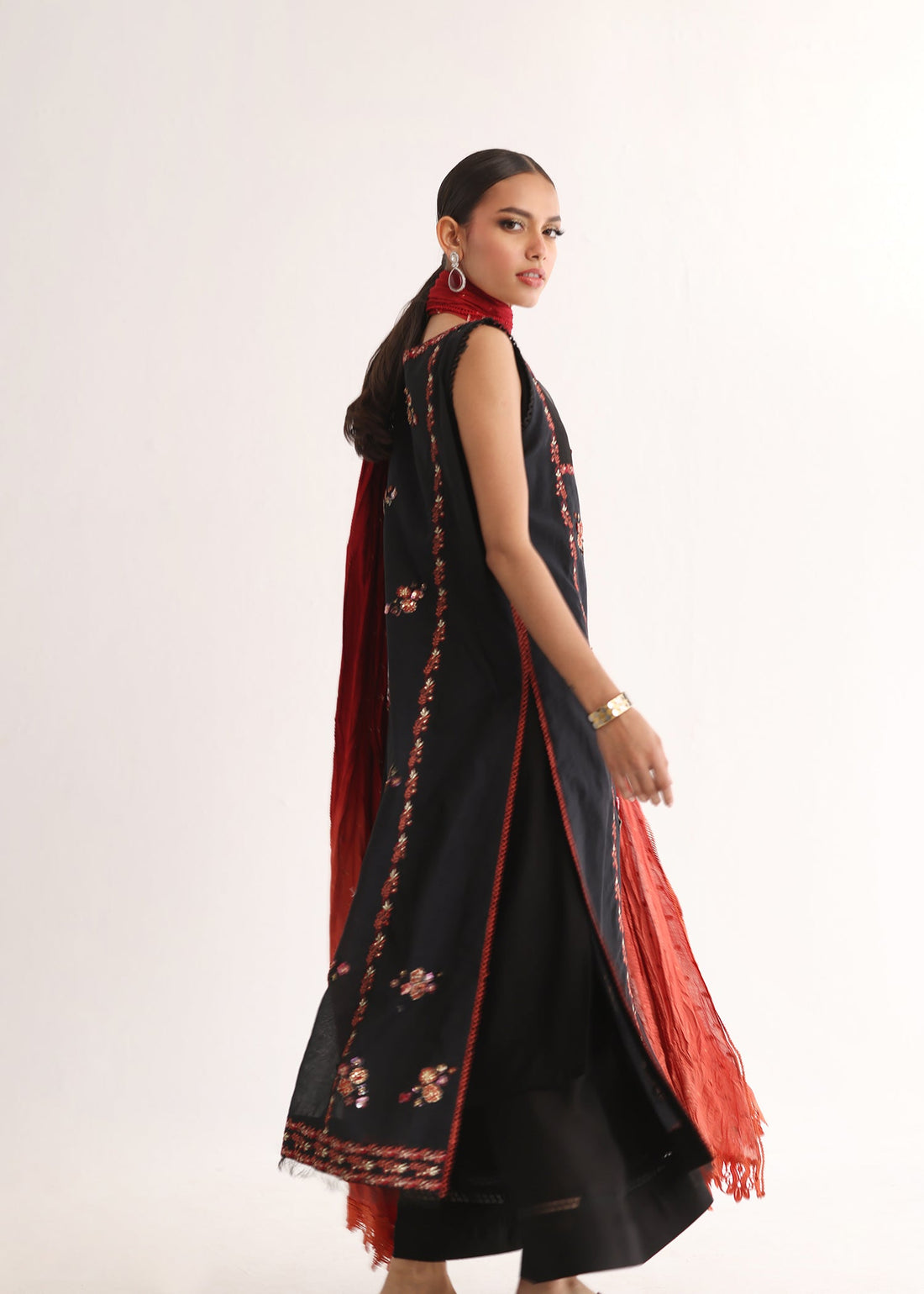 Umsha | Luxury Pret | GLORIOUS BLACK - Official Umsha stockist in UK - Sakeena London