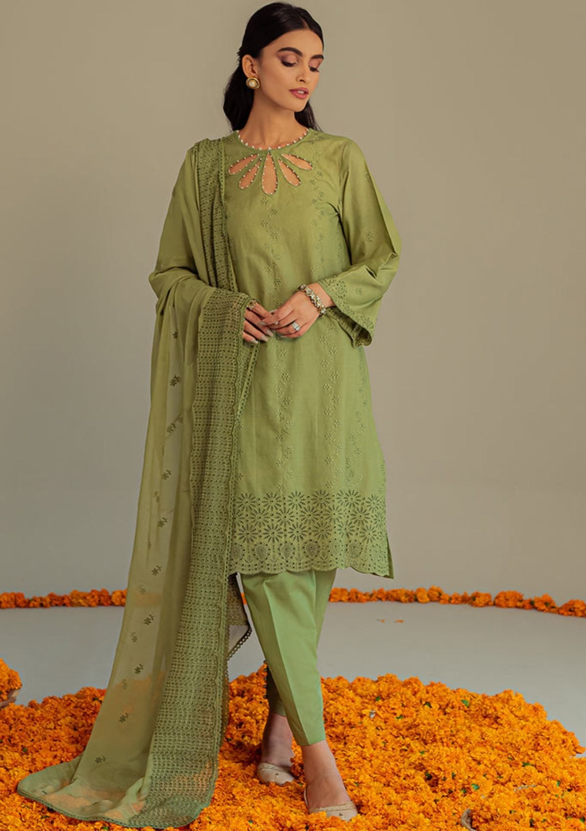 Lawn Collection - Cross Stitch - Chikankari - D#5 | Florent Fringe