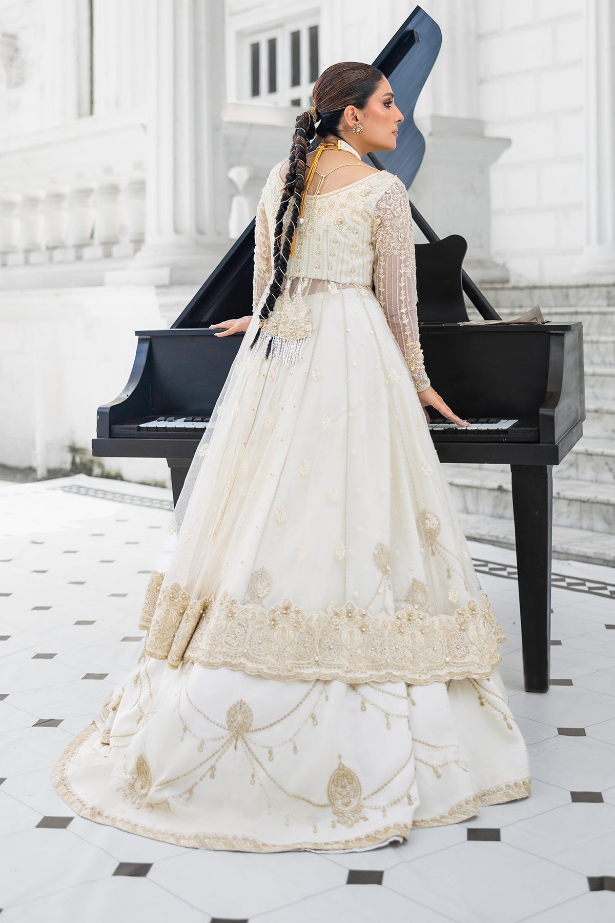 Erum Khan | Jahan Wedding 25 | Snow Pearl - Official Erum Khan stockist in UK - Sakeena London
