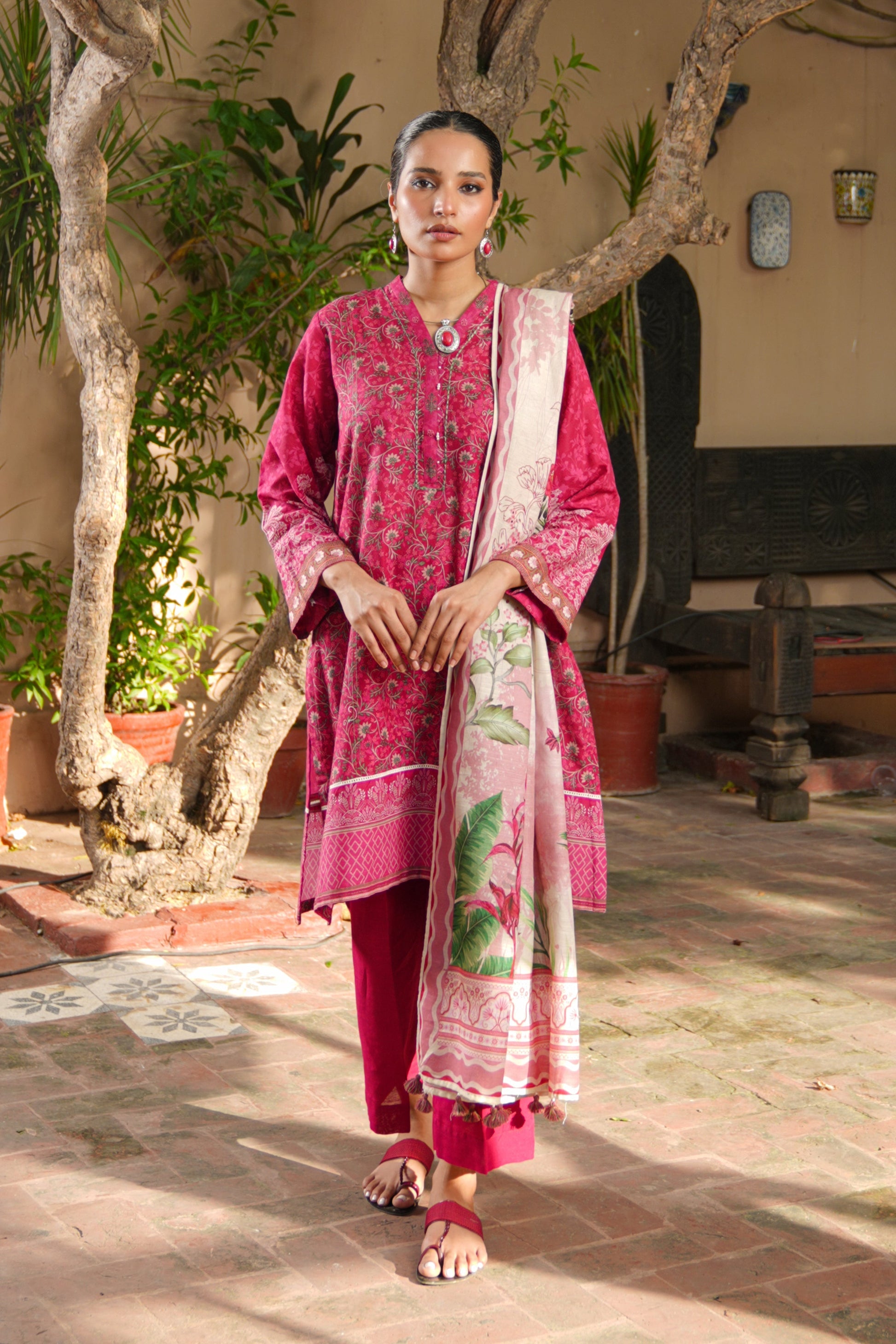LSM | Winter Marina 24 | M-0013 - Official LSM stockist in UK - Sakeena London