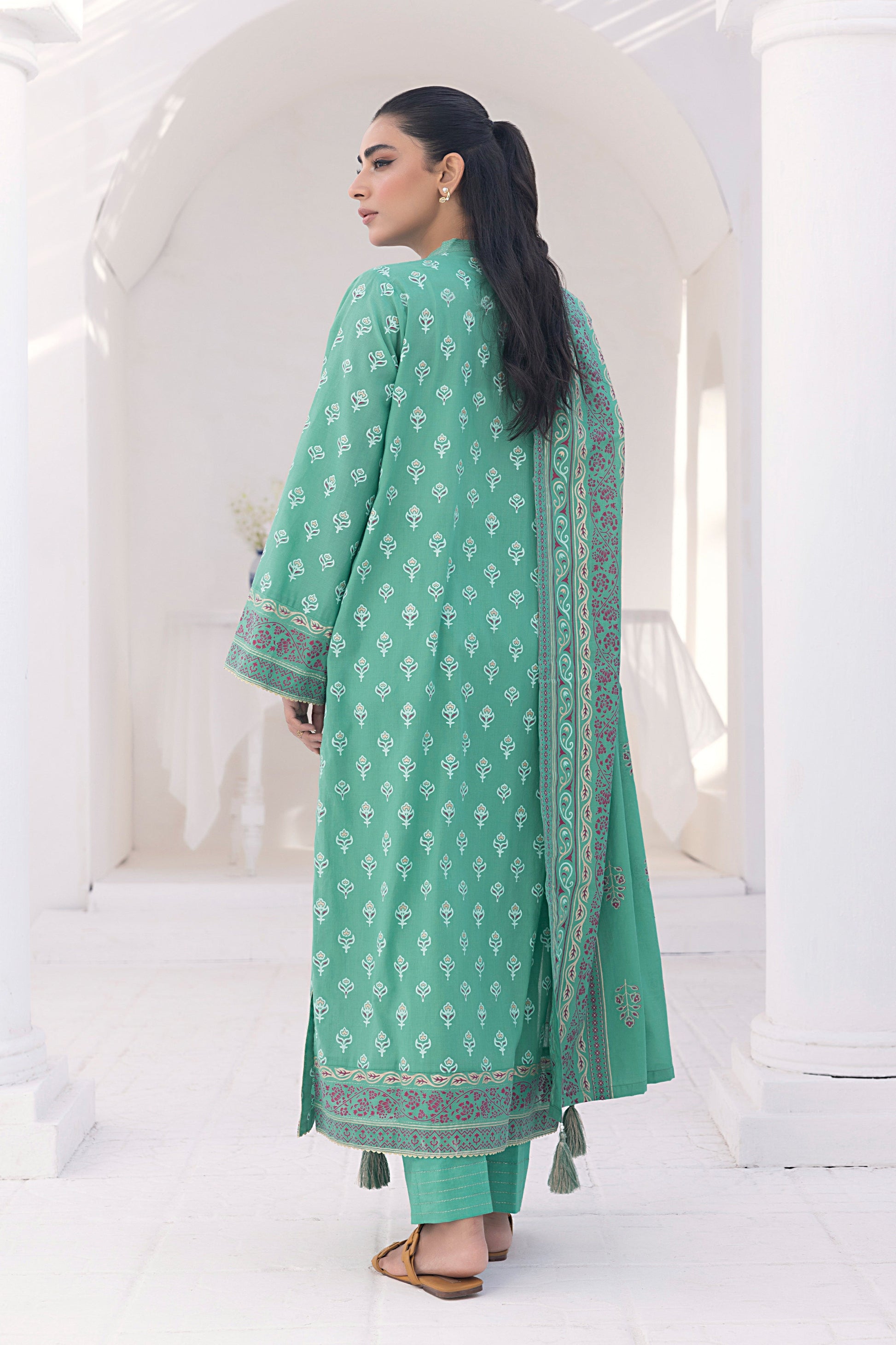 LSM | Winter Marina 24 | 0016 - Official LSM stockist in UK - Sakeena London