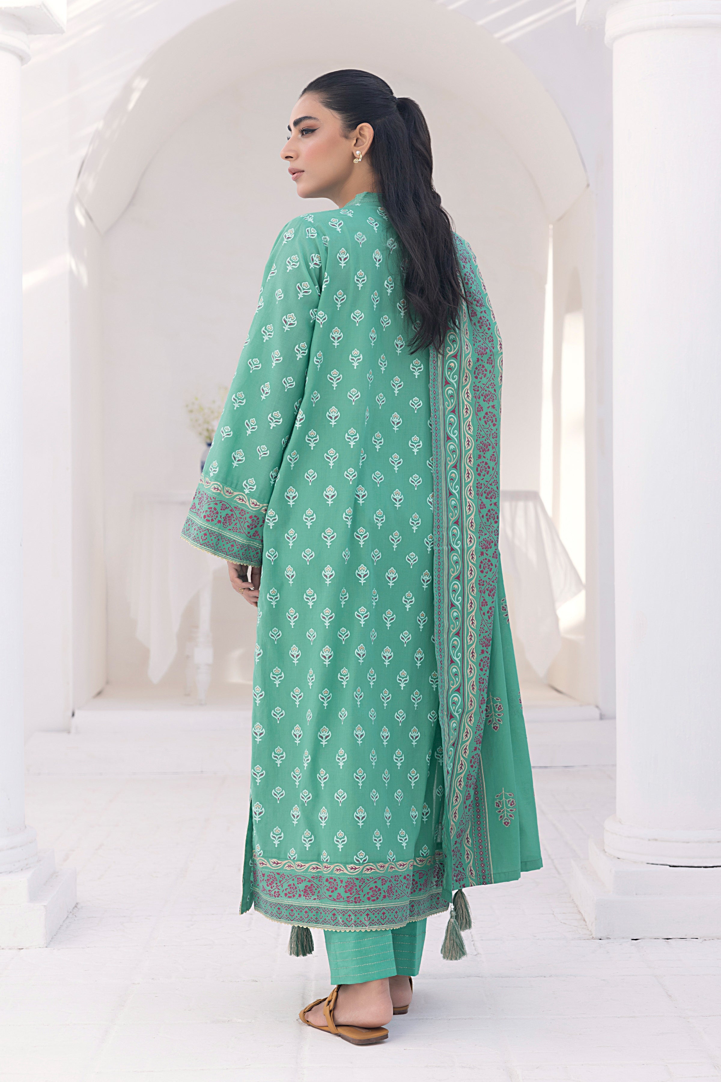 LSM | Winter Marina 24 | 0016 - Official LSM stockist in UK - Sakeena London
