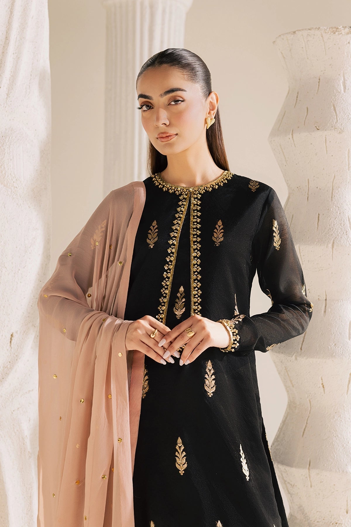 Vanya | Solana Luxe Pret |  FF-82