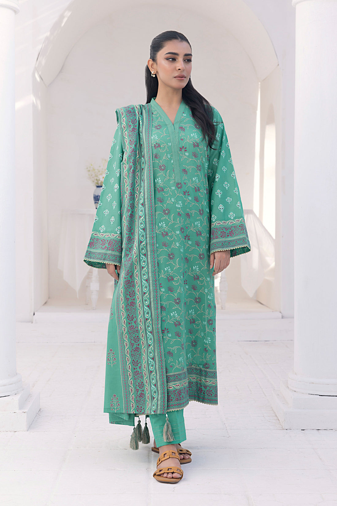 LSM | Winter Marina 24 | 0016 - Official LSM stockist in UK - Sakeena London