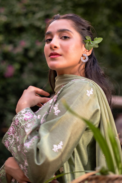 Kross Kulture | Luxury Baharaneh | MINTY GLAZE KLX-00736 - Official Kross Kulture stockist in UK - Sakeena London