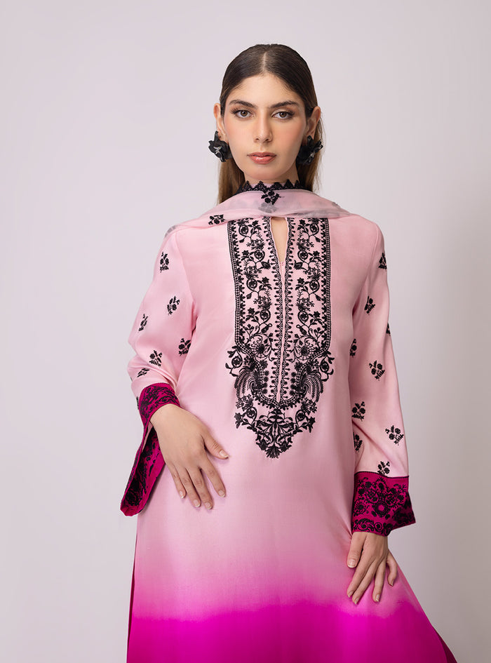 Zainab Chottani | Luxe Edit 25 | Mayah - Official Zainab Chottani stockist in UK - Sakeena London