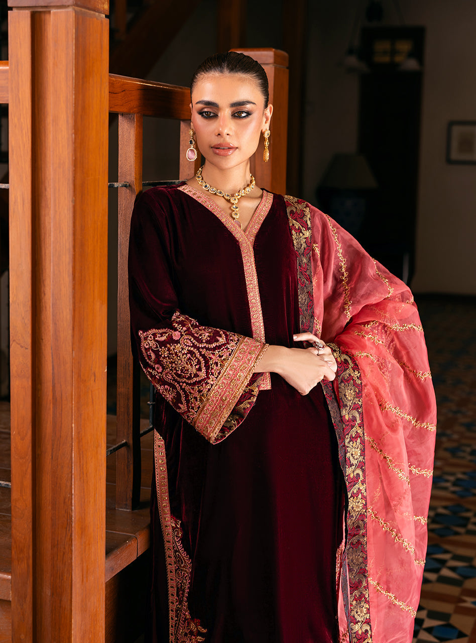 Zainab Chottani | Velvet 25 | Aima - Official Zainab Chottani stockist in UK - Sakeena London