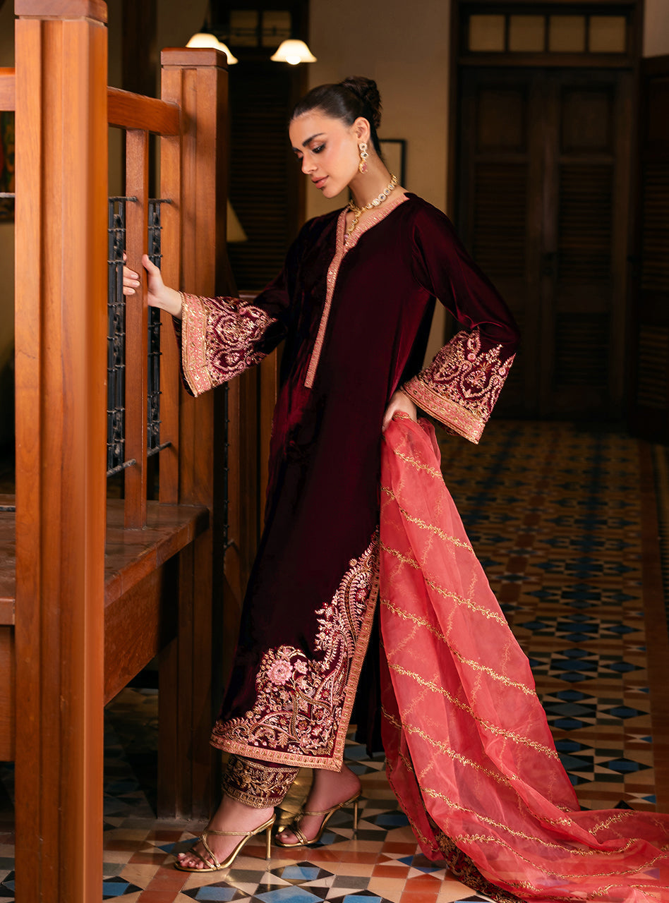 Zainab Chottani | Velvet 25 | Aima - Official Zainab Chottani stockist in UK - Sakeena London