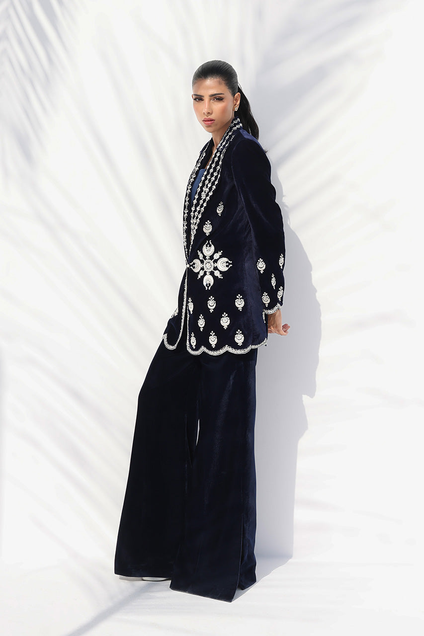 Sania Maskatiya | The Winter Edit - Luxe Pret 25 | Eden - Official Sania Maskatiya stockist in UK - Sakeena London