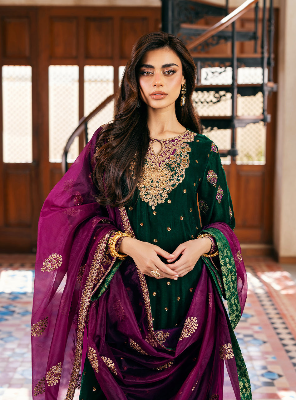 Zainab Chottani | Velvet 25 | Esha - Official Zainab Chottani stockist in UK - Sakeena London