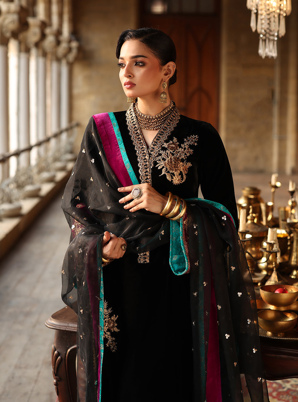 Zainab Chottani | Velura Velvet Edit 25 | Siya Long Shirt - Official Zainab Chottani stockist in UK - Sakeena London