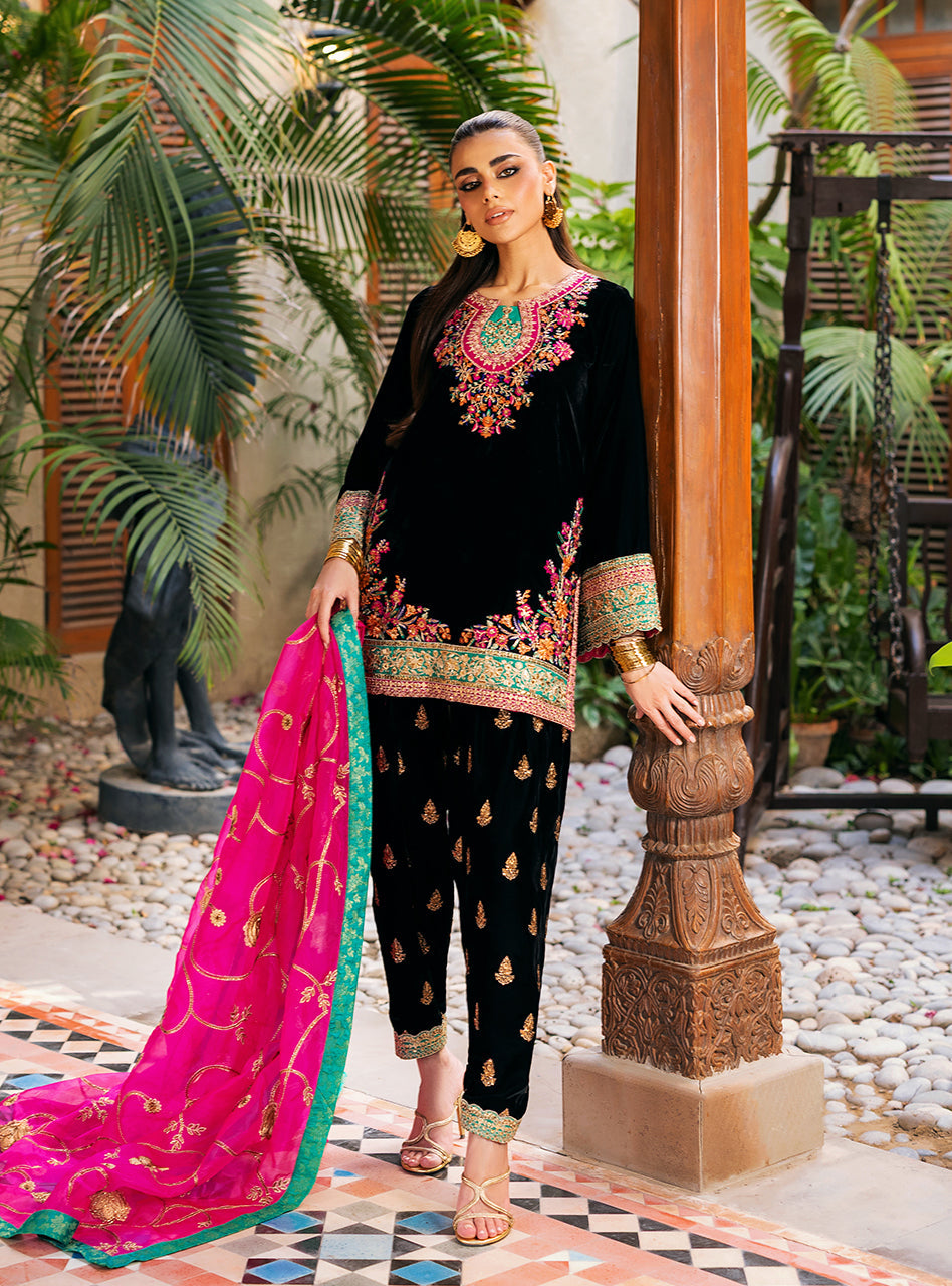 Zainab Chottani | Velvet 25 | Zeba - Official Zainab Chottani stockist in UK - Sakeena London