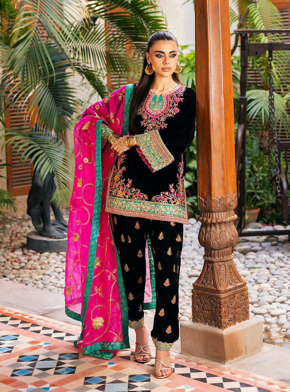 Zainab Chottani | Velvet 25 | Zeba - Official Zainab Chottani stockist in UK - Sakeena London