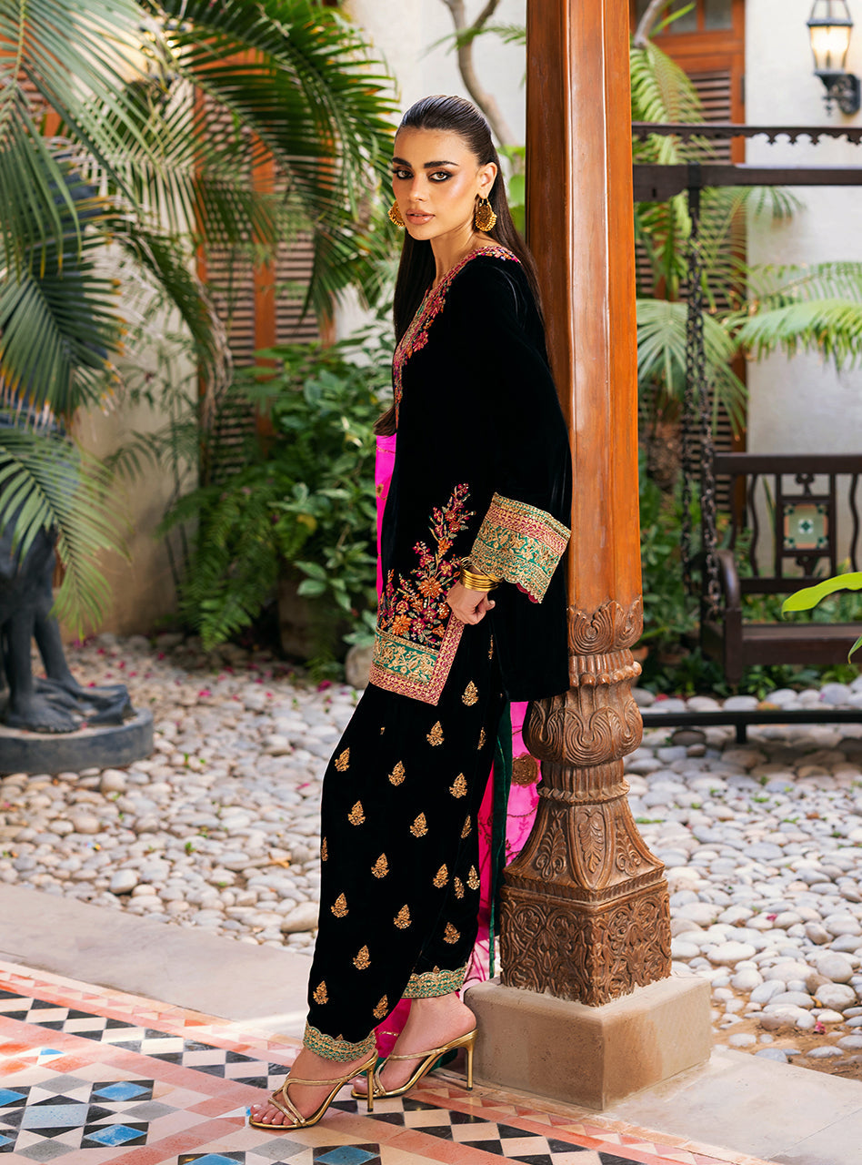 Zainab Chottani | Velvet 25 | Zeba - Official Zainab Chottani stockist in UK - Sakeena London