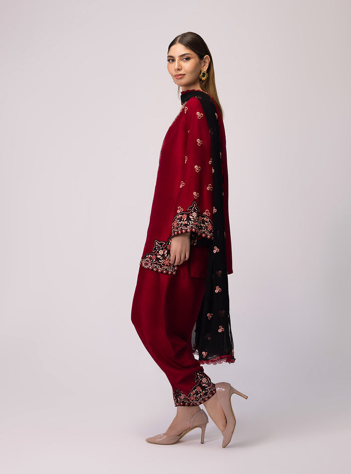 Zainab Chottani | Luxe Edit 25 | Ilaya - Official Zainab Chottani stockist in UK - Sakeena London