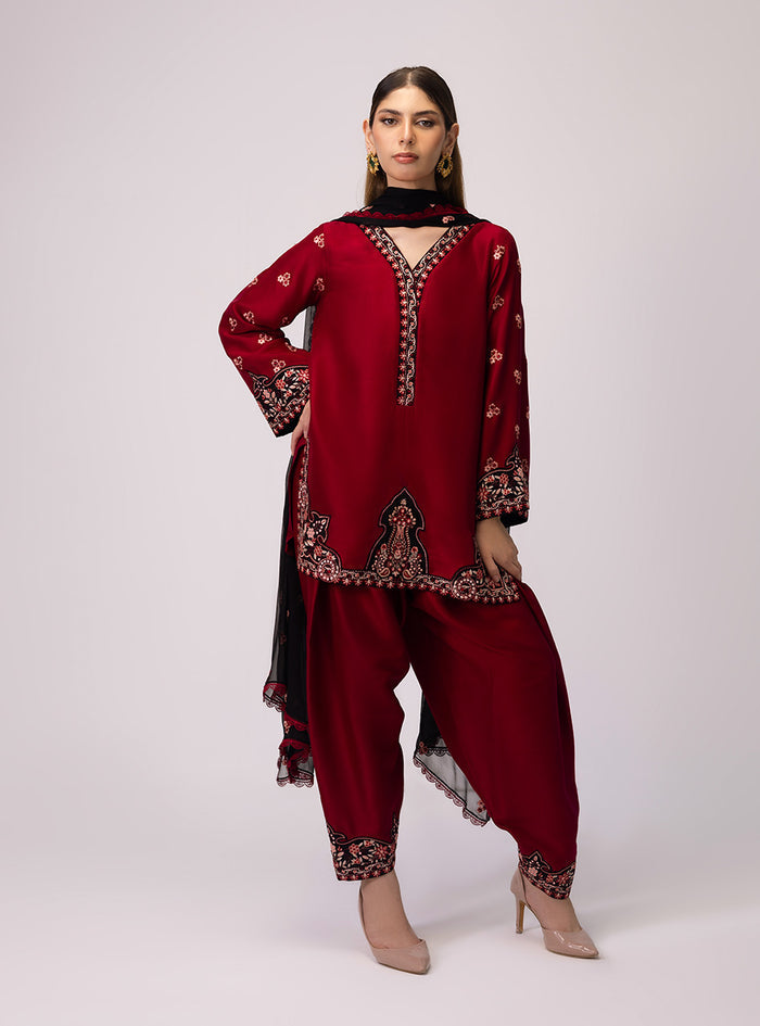 Zainab Chottani | Luxe Edit 25 | Ilaya - Official Zainab Chottani stockist in UK - Sakeena London