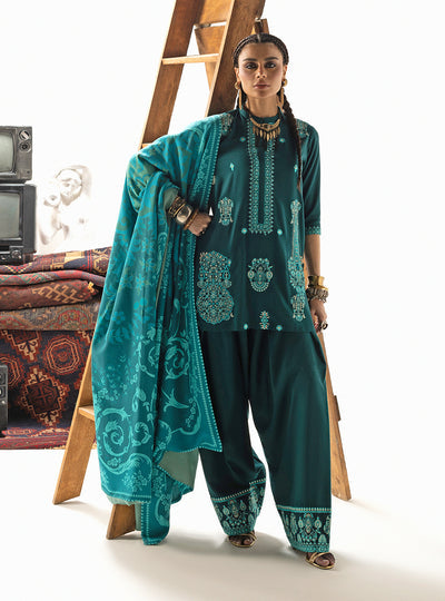 Zainab Chottani | Winter Shawl 25 | Kyana - D6 - Official Zainab Chottani stockist in UK - Sakeena London