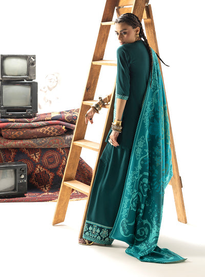 Zainab Chottani | Winter Shawl 25 | Kyana - D6 - Official Zainab Chottani stockist in UK - Sakeena London