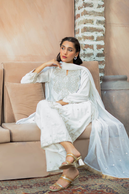 Kross Kulture | Luxury Baharaneh | ETHREAL DELIGHT KLX-00740 - Official Kross Kulture stockist in UK - Sakeena London