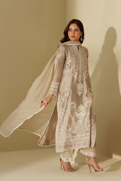 Mina Hassan | Eid 26 | Sahira