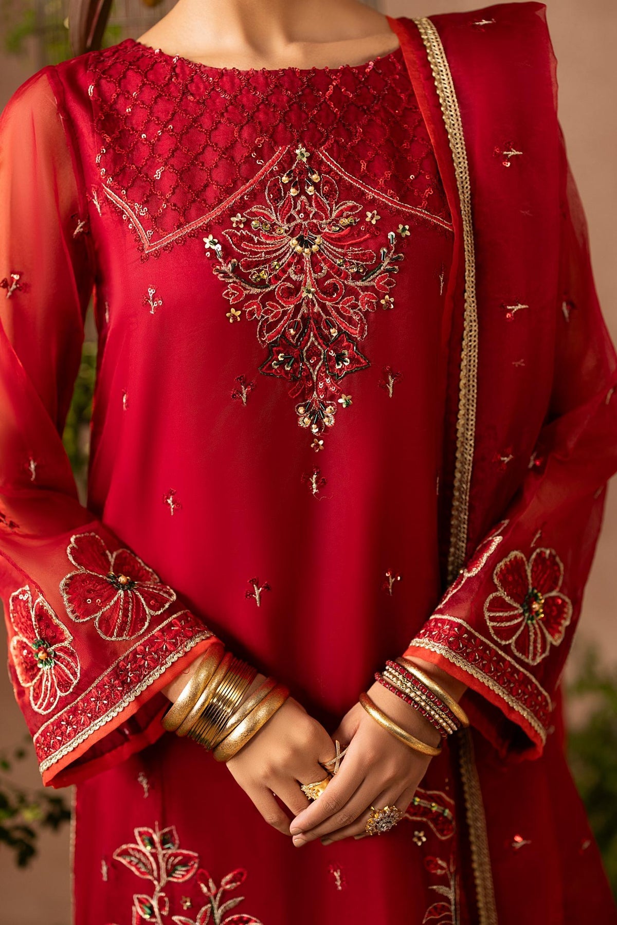 Shurooq | Geet Luxe | Mahia - Official Shurooq stockist in UK - Sakeena London