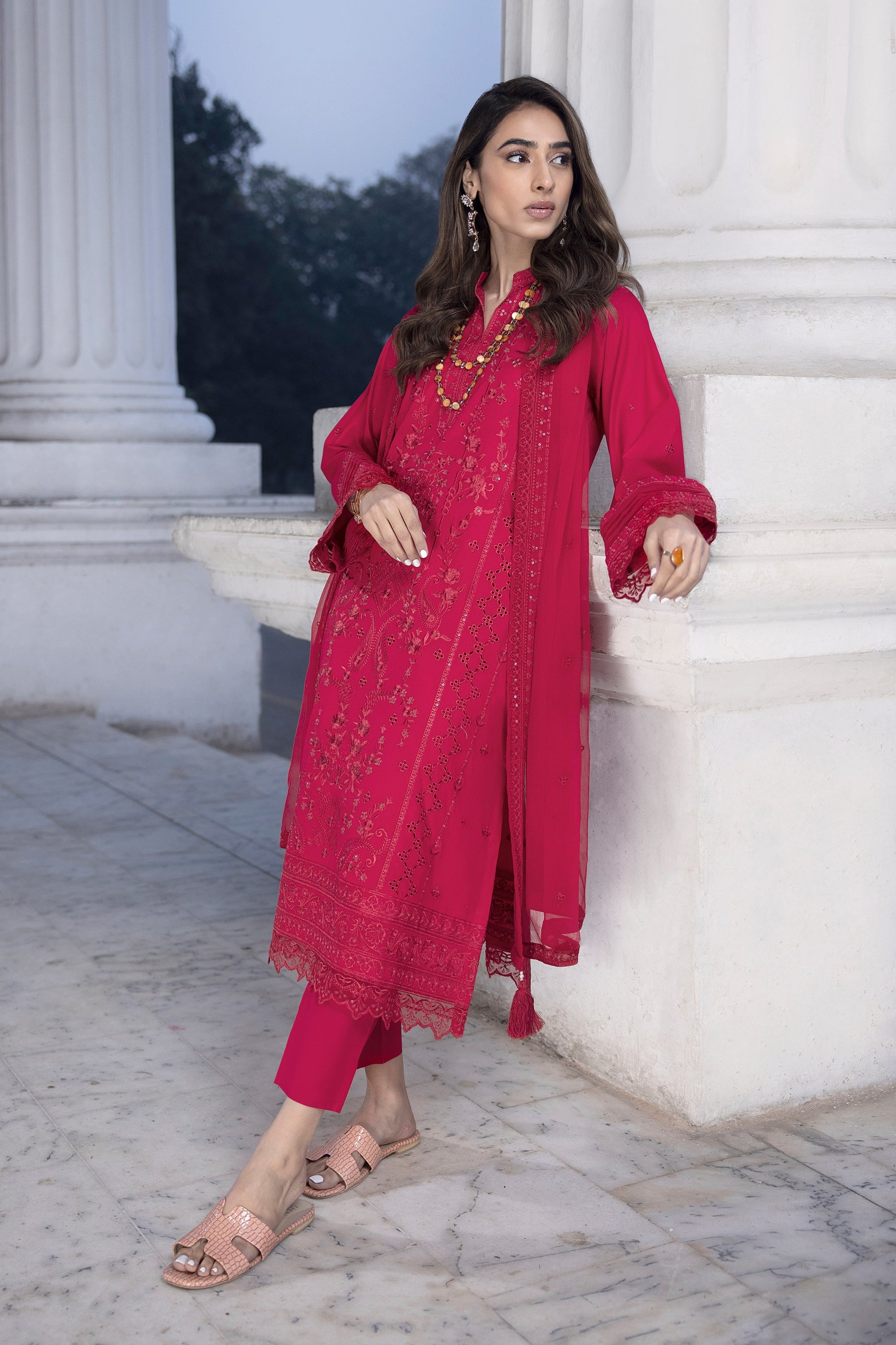 LSM | Winter Marina 24 | 0152 - Official LSM stockist in UK - Sakeena London