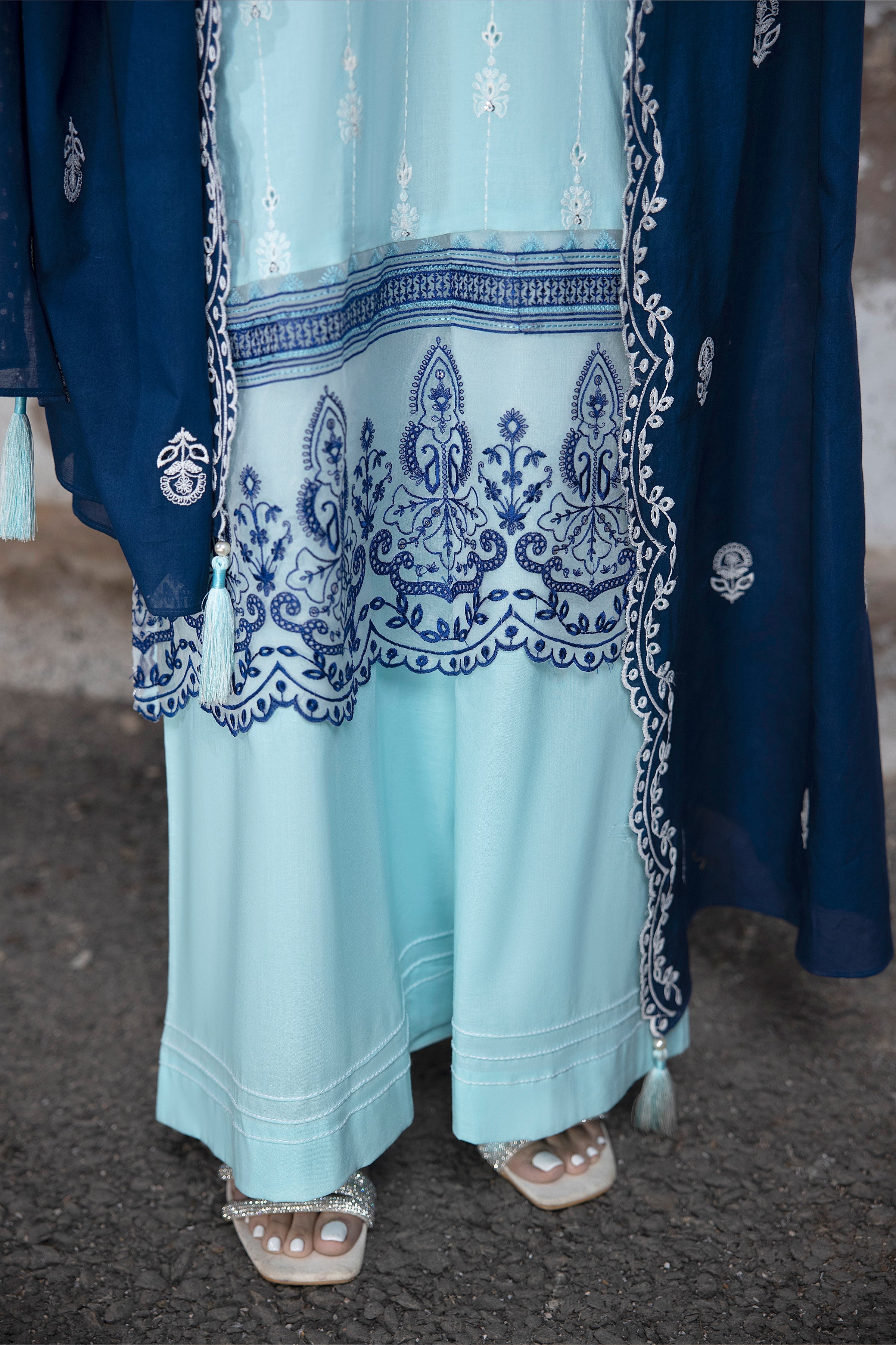 LSM | Winter Marina 24 | 0123 - Official LSM stockist in UK - Sakeena London